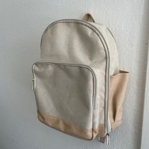 Beis Backpack in Beige